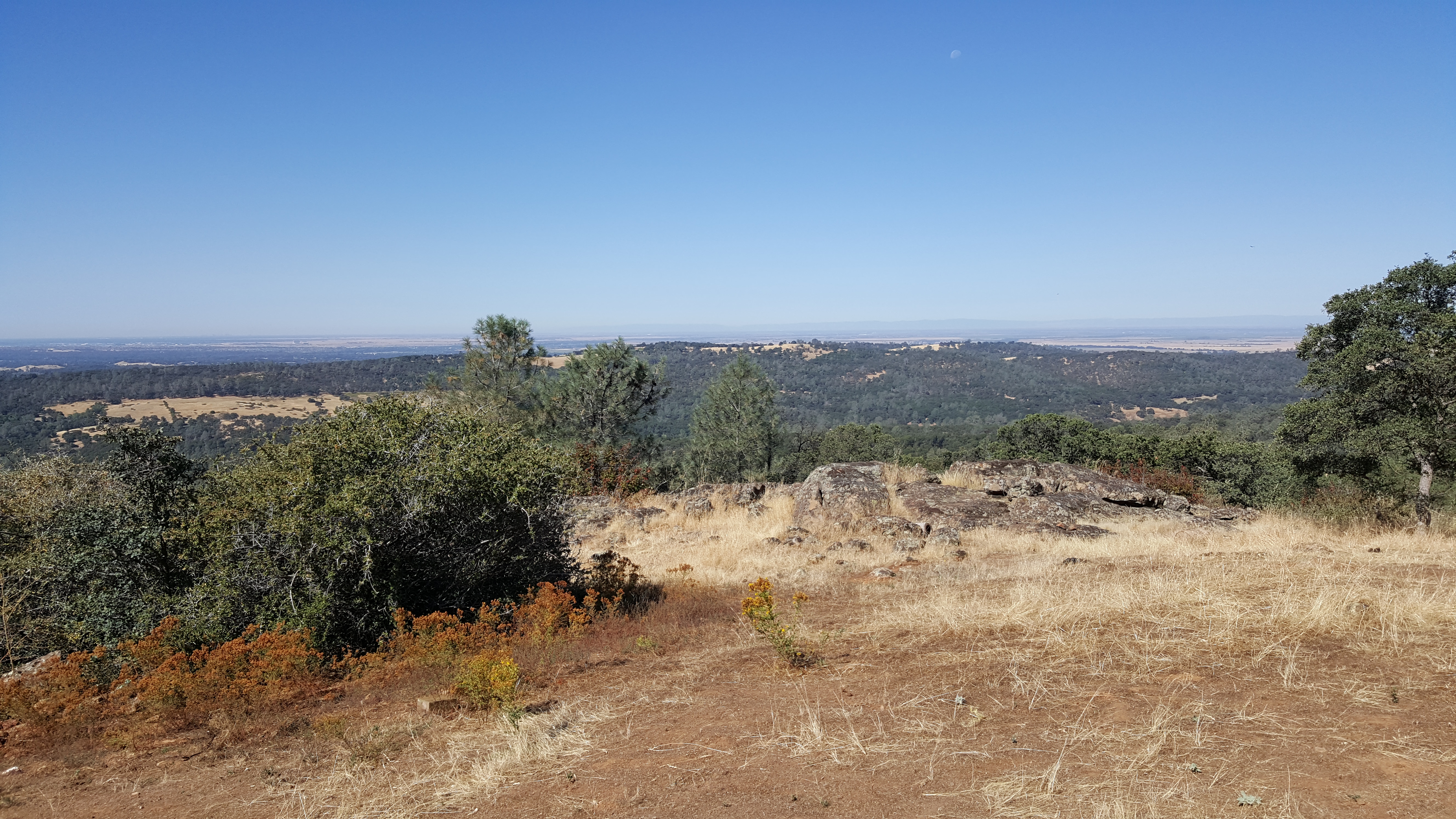 A view to the valley above Lincoln CA at Gary IKE's ranch