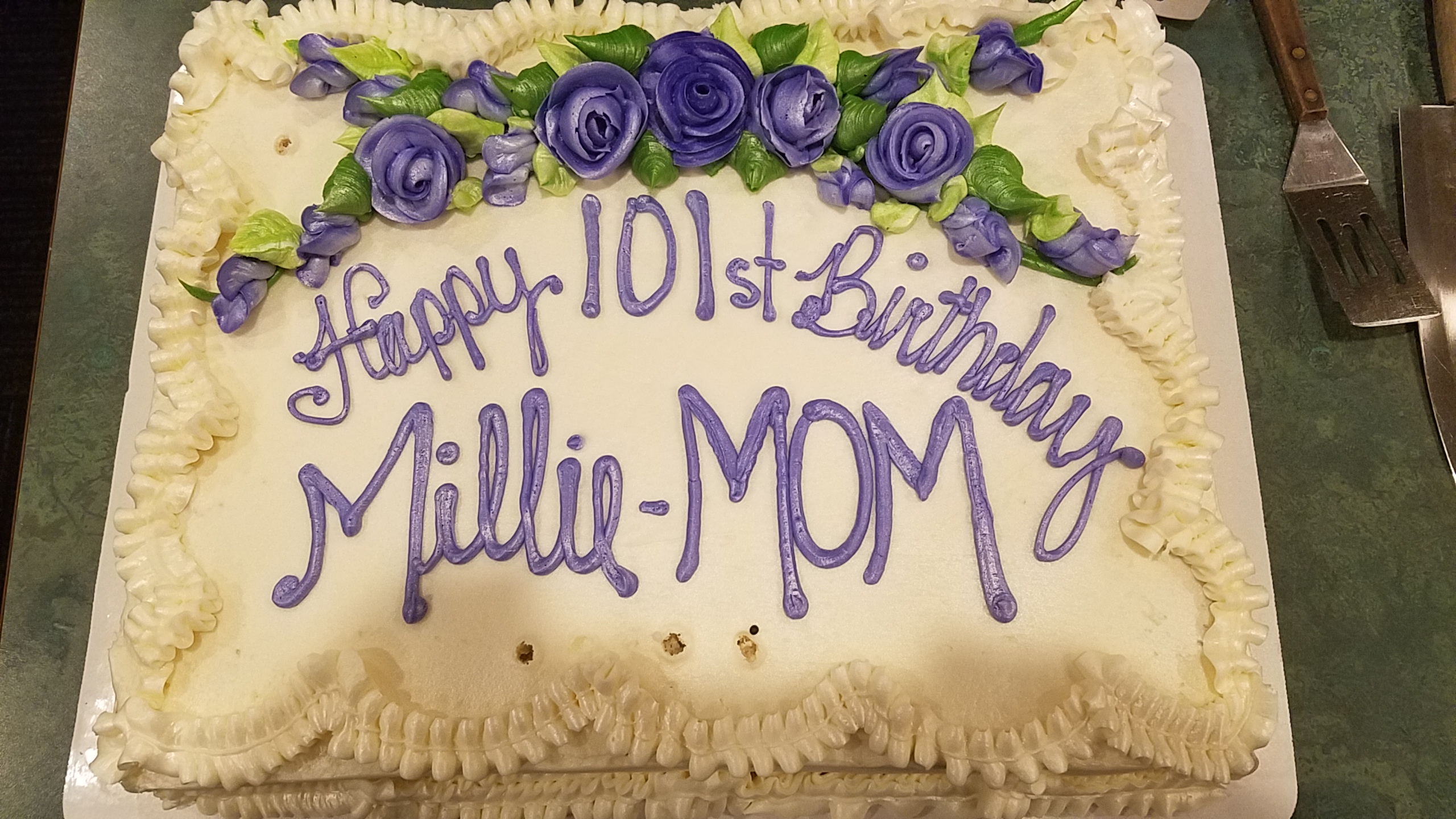 A beautiful cake for Millie Mom on 101st birthday