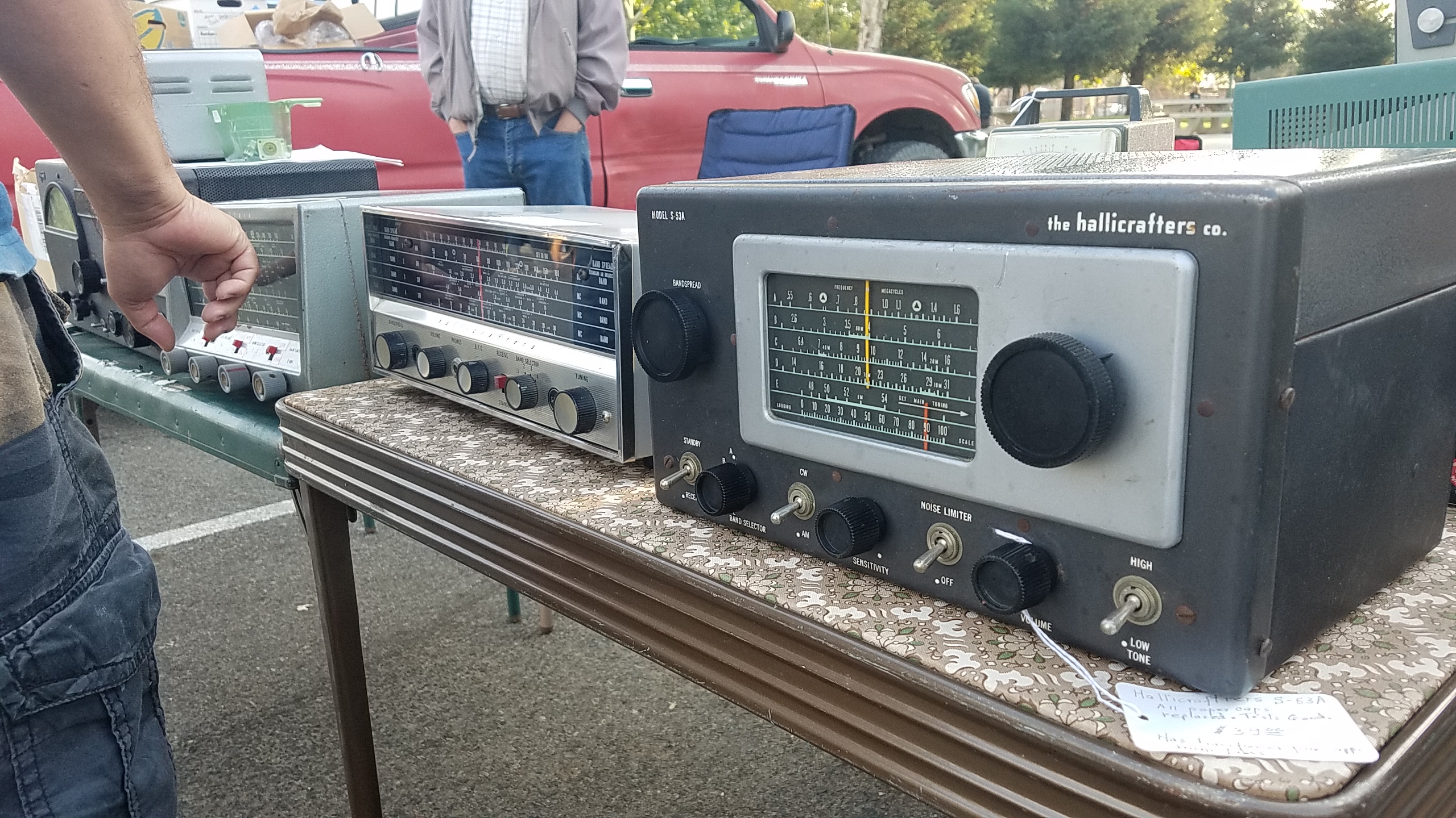 A vintage Hallicrafters rig for sale